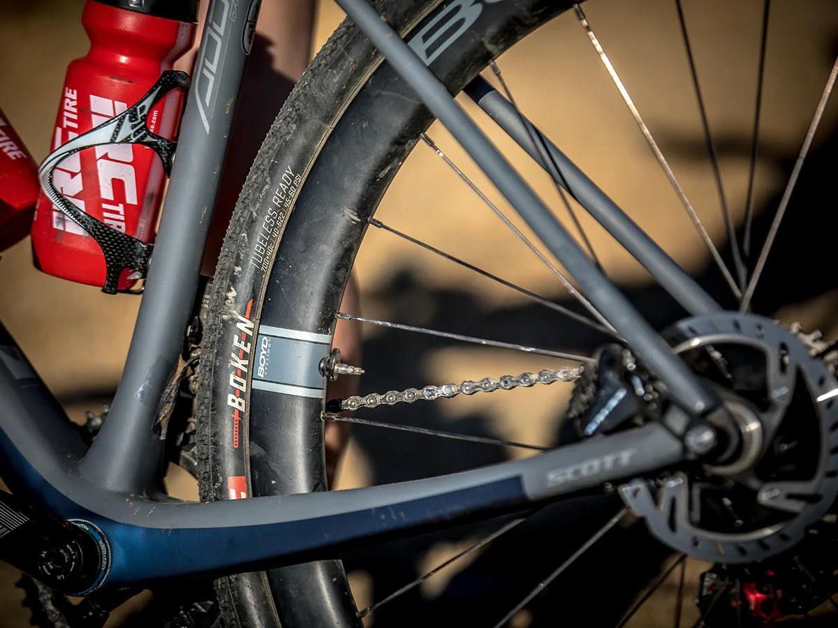 IRC Boken 40mm Tubeless Tire (Black) Gravel Bike new Unbound BWR Filetread Fast