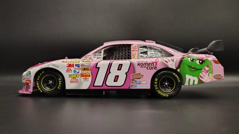 2008 Kyle Busch #18 M&M's Pink Susan G Komen 1/24 Toyota Camry COT NASCAR SIGNED - Image 2 of 4