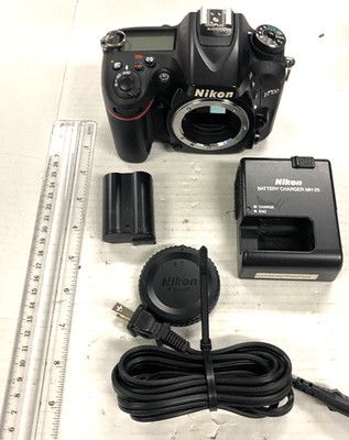 Nikon 24.1 MP Digital SLR Camera D7100 W Battery, Charger, Cap Working 1276-10