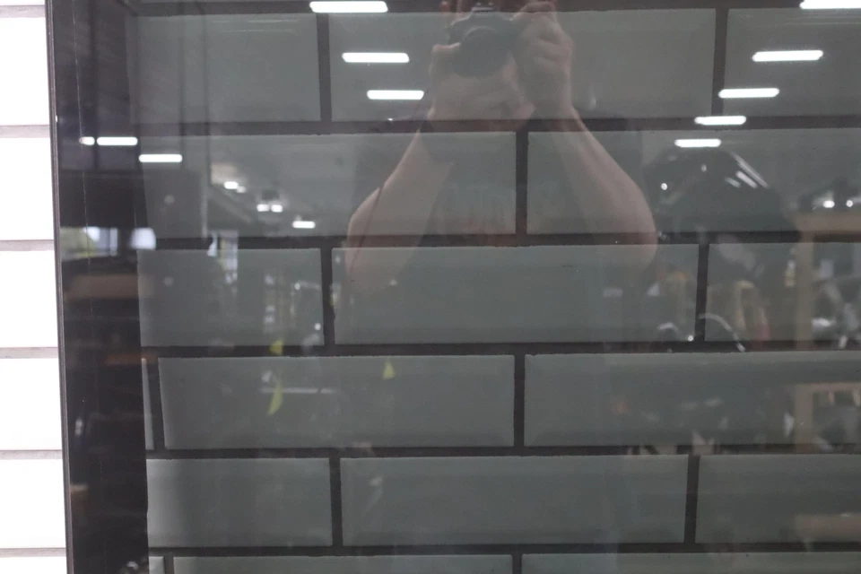 Panel de vidrio techo corredizo Hummer H3 OEM 06-10 Foto 3 de 4