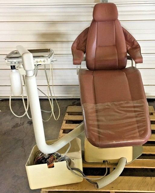 Marus Model DC1680 Dental Exam Chair W/ CONTINENTAL Post Mount Doctor's