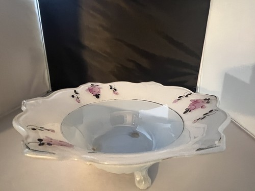Stunning Vintage Reverse Painted fruit console 3 footed bowl BLue white - Picture 2 of 22