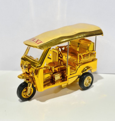 Model Car Tuk Tuk 3-Wheels Taxi Thai Gold Color Alloy Windup Pullback Toy