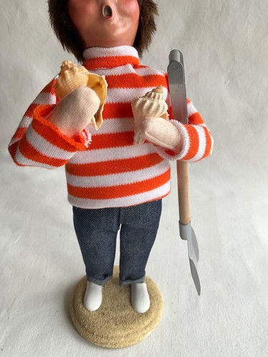 Byers Choice Nautical Beach Seashore Ocean Boy w/ Conch Shells & Shovel HTF - Picture 3 of 8