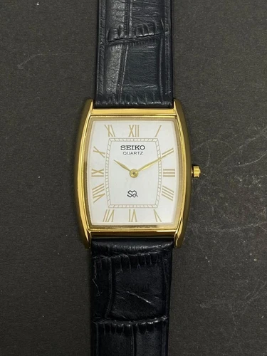 ⏱️Vintage Seiko Slim Quartz Gentlemen's Wrist Watch - FREE SHIPPING