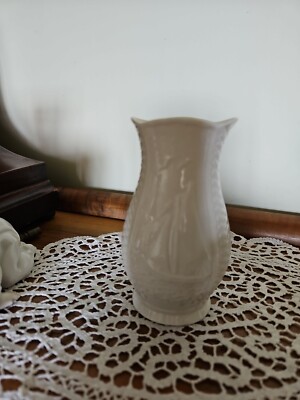 Belleek Galway Irish Crystal Heritage Centre Schiff/Claddagh Überlaufvase 