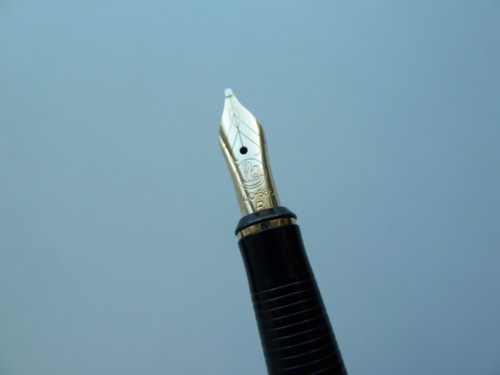 Pelikan New Classic P381 - Füllfederhalter - B-Feder schwarz NOS 90er Jahre - Bild 6 von 7