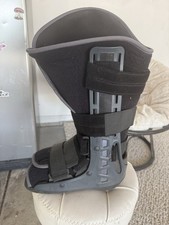 DonJoy Maxtrax II Adjustable Walking Boot, CE...
