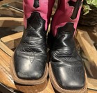 Kids Old West Cowgirl Cowboy Boots Sz 13  Black  Pink W/ Cross EUC — photo 5