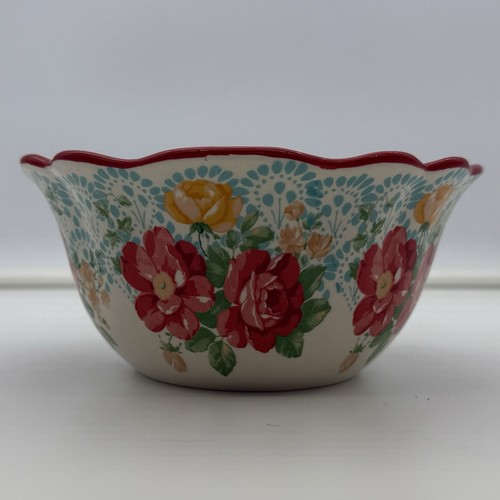 Pioneer Woman 7 “  Floral Scalloped Rim Bowl