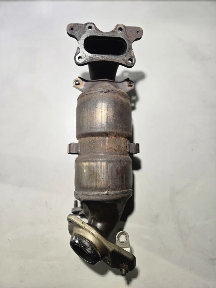 Colector de escape convertidor catalítico Honda Civic 1.8 2013-2015 fabricante de equipos originales Foto 3 de 4