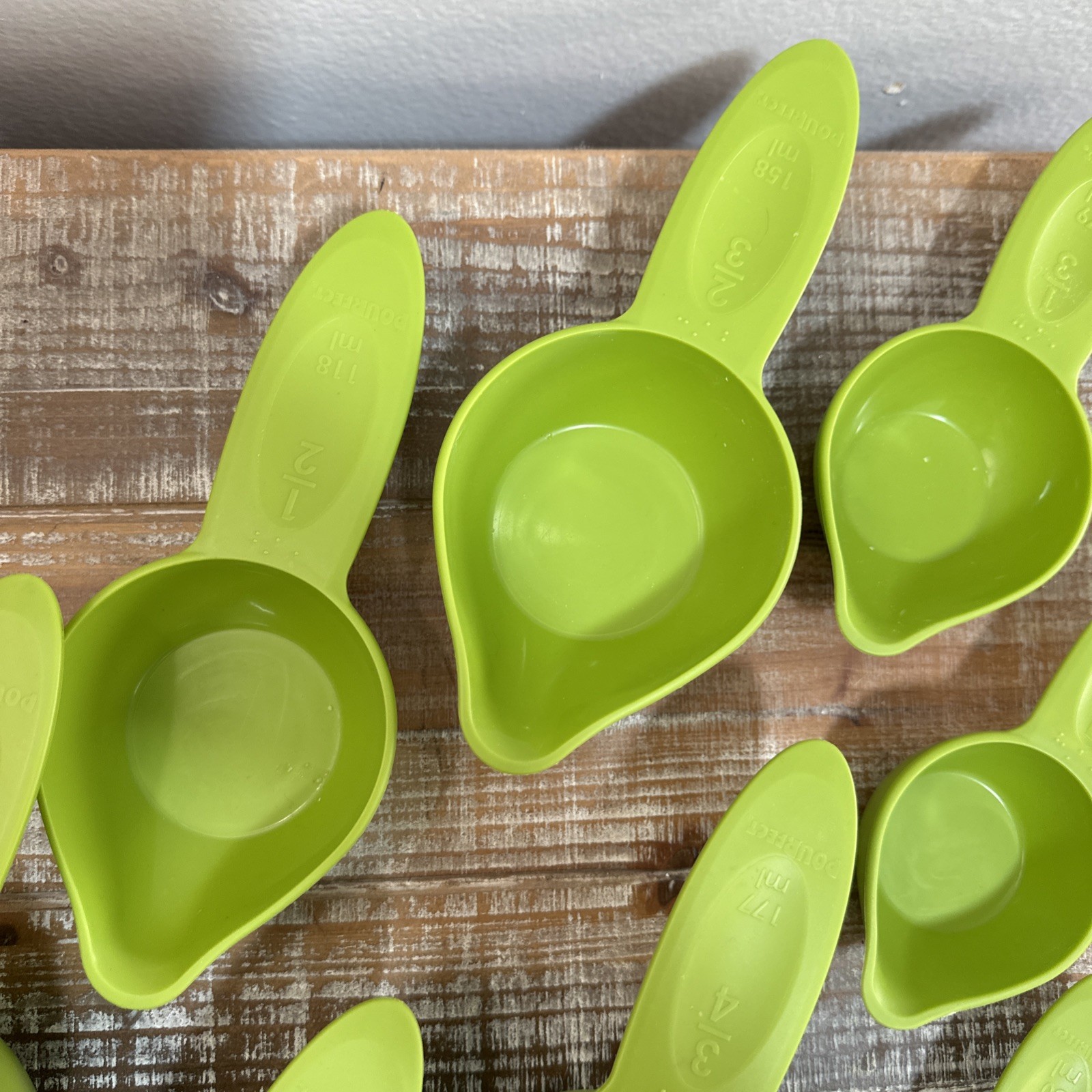 RARE Vtg Randy Kaas POURfect Mixing Bowls 11 pc Nesting Cups & 2 Bowls Green USA