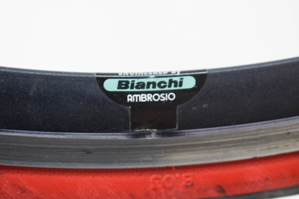 BIANCHI LEVITATION/ CAMPAGNOLO ALLOY 700C ROAD BIKE WHEELSET eBay