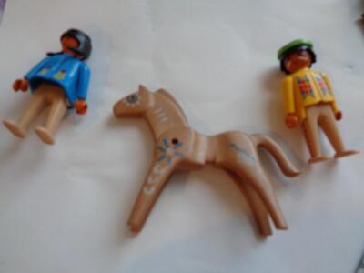 Playmobil 3396 Native American Indian Family w/ Horse