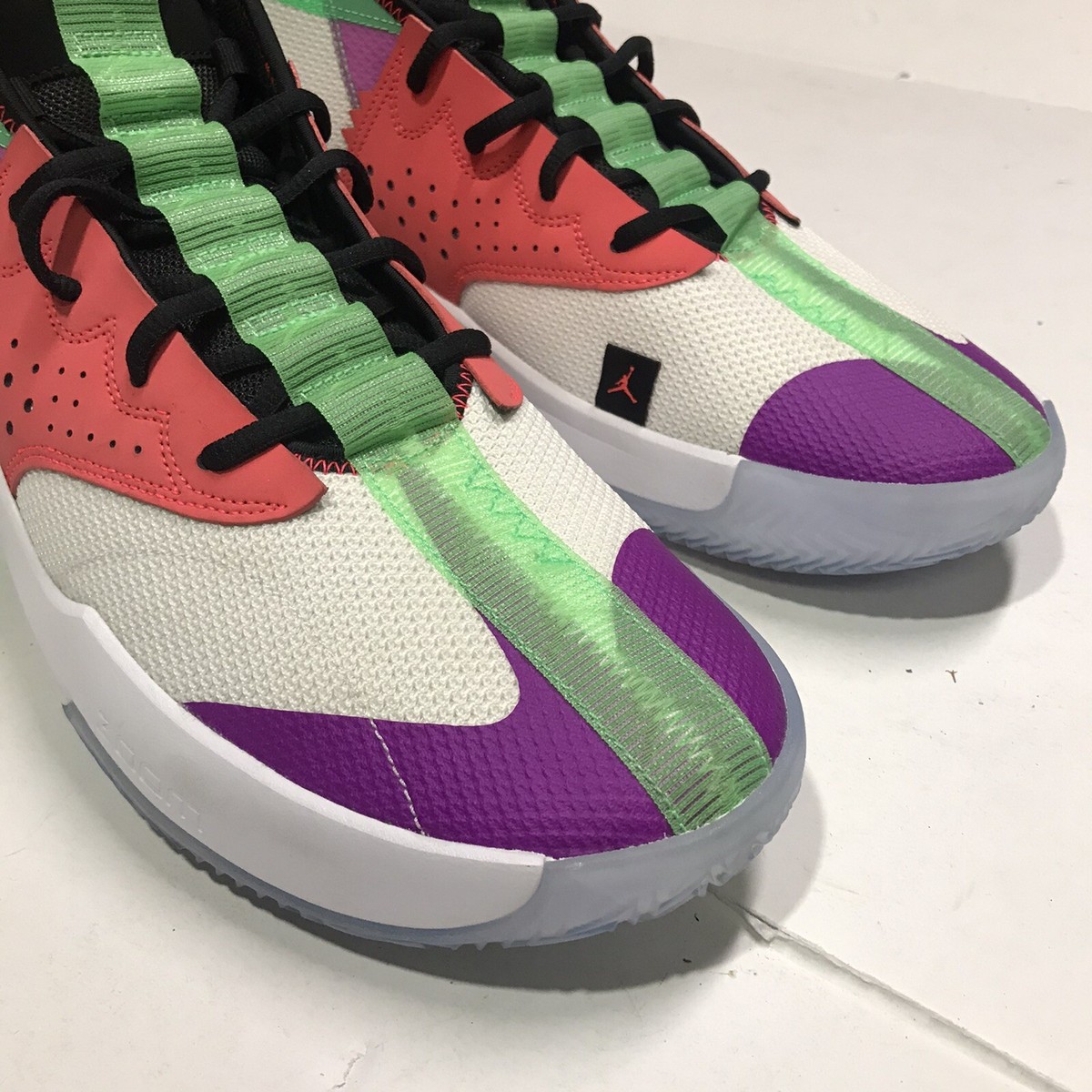 NIKE Air Jordan React Elevation White Black Hyper Violet NIKE Air Jordan React Elevation White Black Hyper Violet