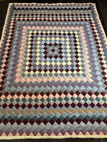 VTG Handmade Quilt Trip Around the World Granny Farmhouse Country Cottage
