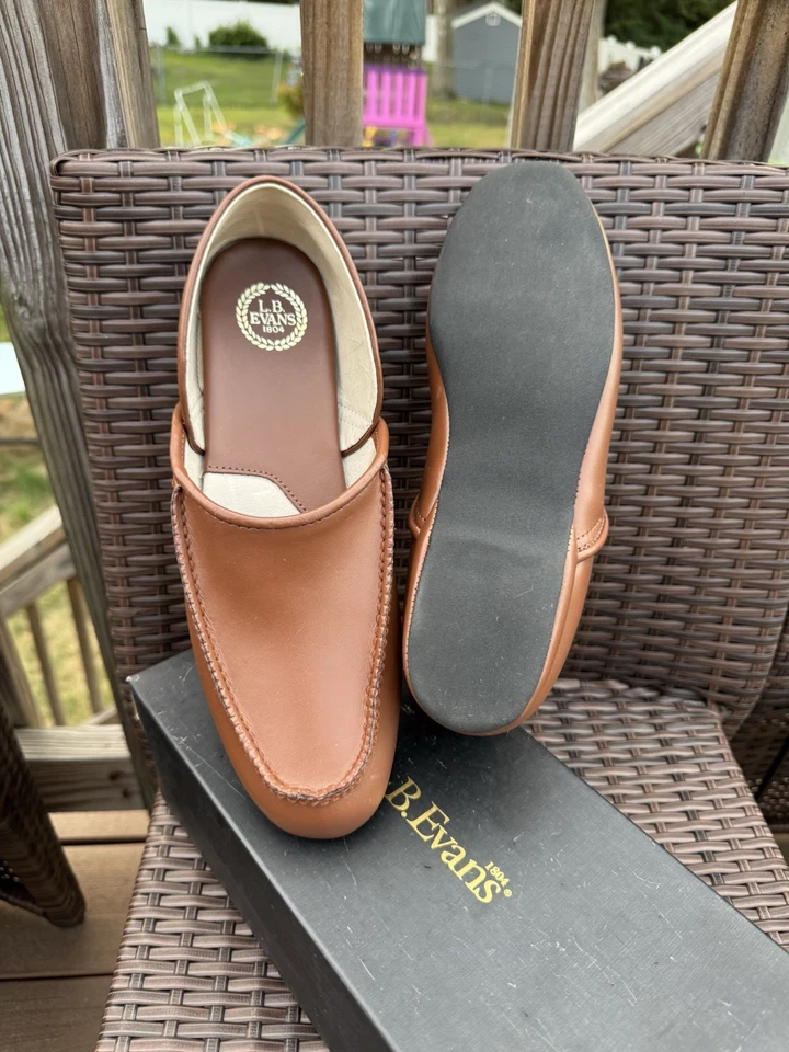 Мужские коричневые кожаные тапочки L B Evans Chicopee размер 9 М - Изображение 2 из 4