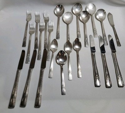 WMA Roger Onieda LTD 6 Stainless Knives Silverplate 7 Soup Spoon 6 Forks...