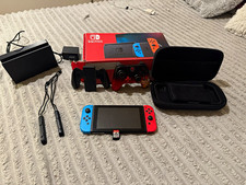 Nintendo Switch 32GB Neon Rot/Blau Set mit Dock, Tasche, WLAN