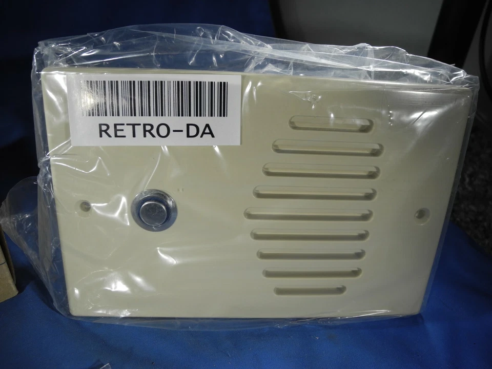 RETRO-DA IntraSonic Almond Door Station IST Home Intercom (NEW IN BOX) - Image 2 of 4