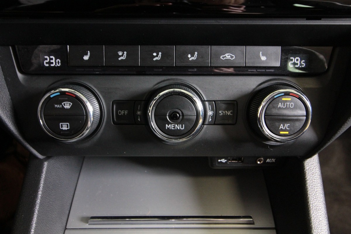 Skoda Octavia 2,0 TDi 150 Style Combi DSG Van