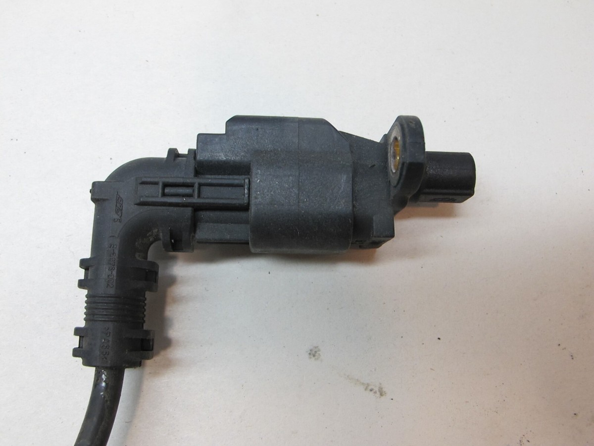 べあーず 2007 - 2013 Volvo C30 Rear Right ABS Sensor 30667438 OEM | eBay