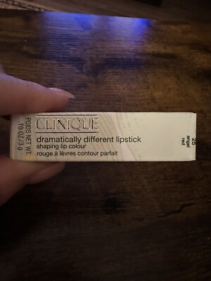 Clinique Dramatically Different Lipstick , 25 Red Angel, NIB
