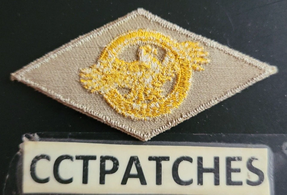 WWII HONORARY DISCHARGE RUPTURED DUCK PATCH - Image 2 of 2