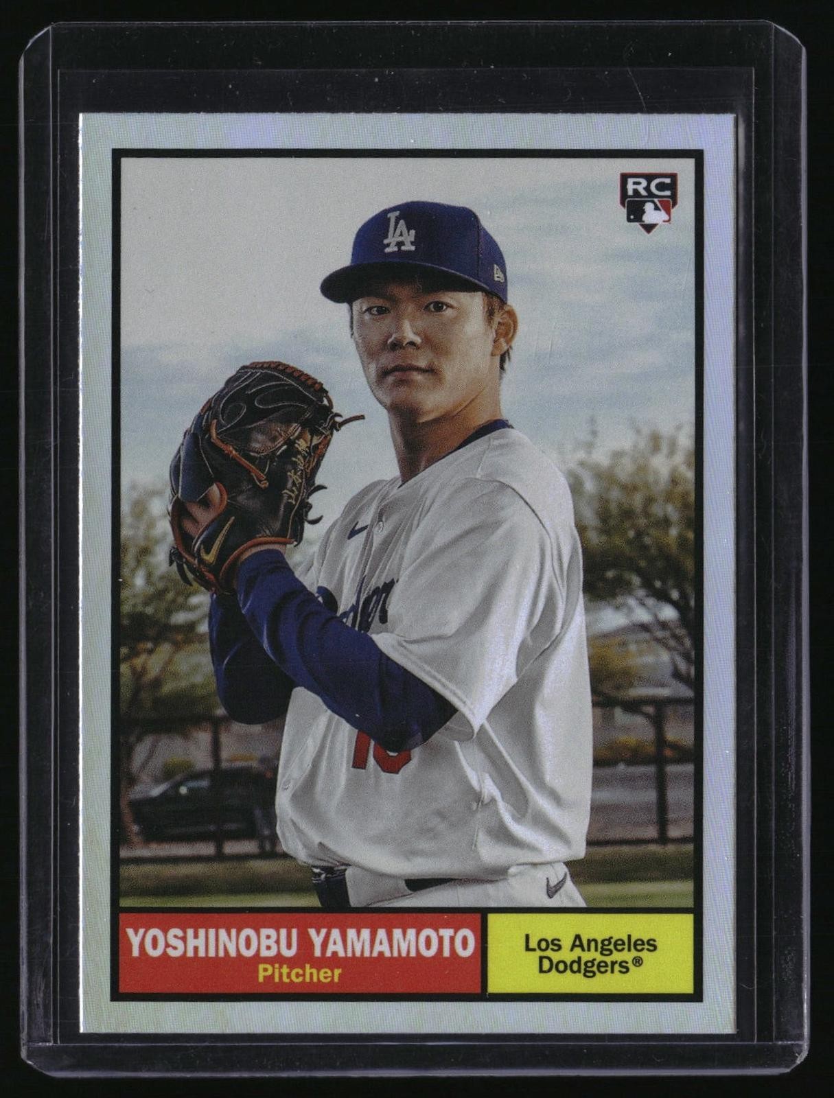 2024 Topps Archives #61 Yoshinobu Yamamoto Rainbow Foilboard #/199 - RC