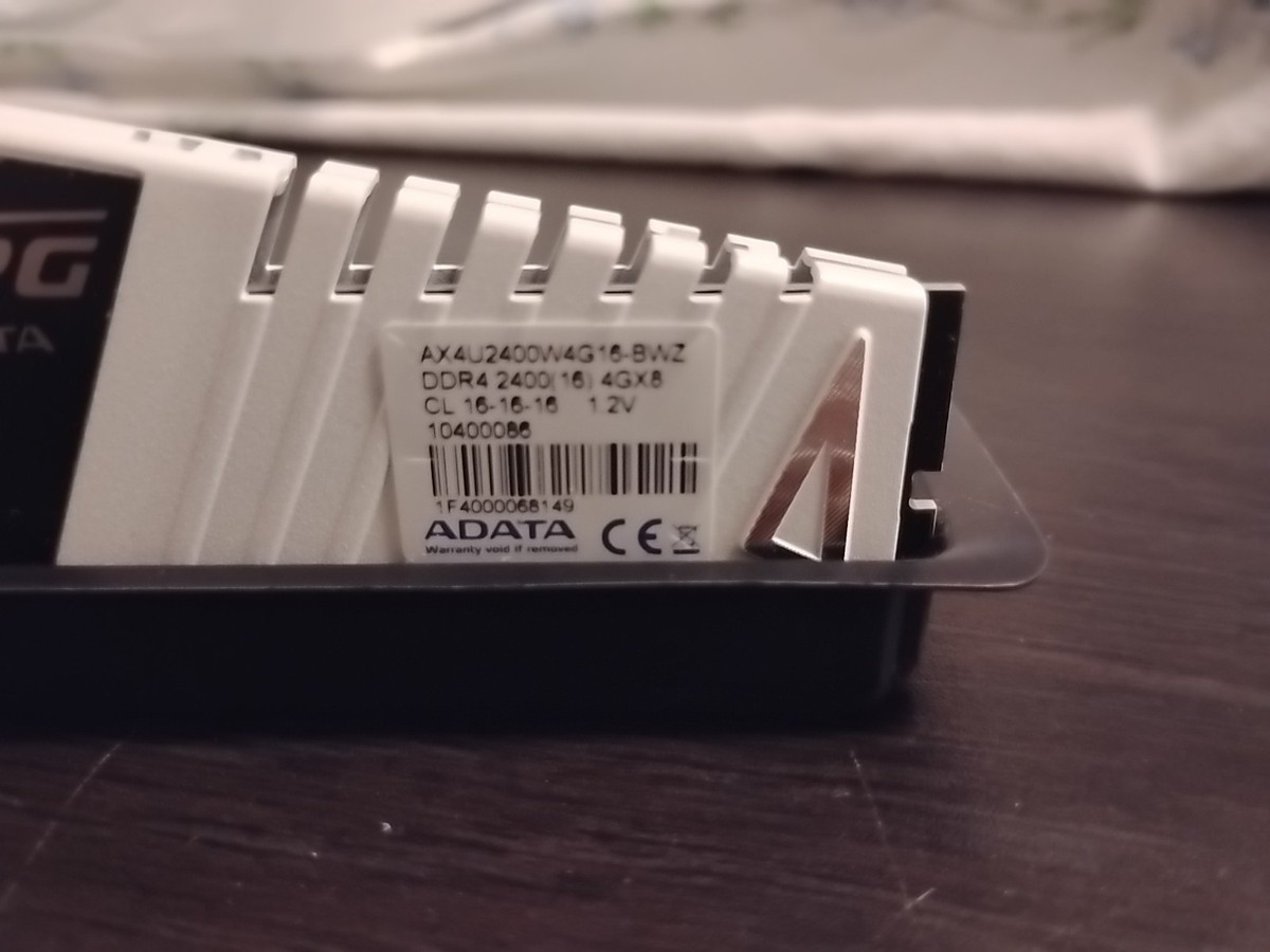 XPG DDR4 16GB (2x8GB) メモリ Amazon.co.jp: XPG DDR4 D60G RGB 16GB (2x8GB) 3600MHz PC4