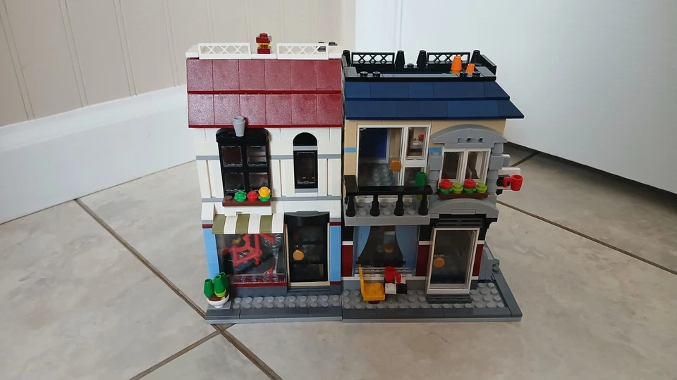 LEGO Creator Juego de Bicicleta y Cafetería 3 en 1 31026 Foto 3 de 4