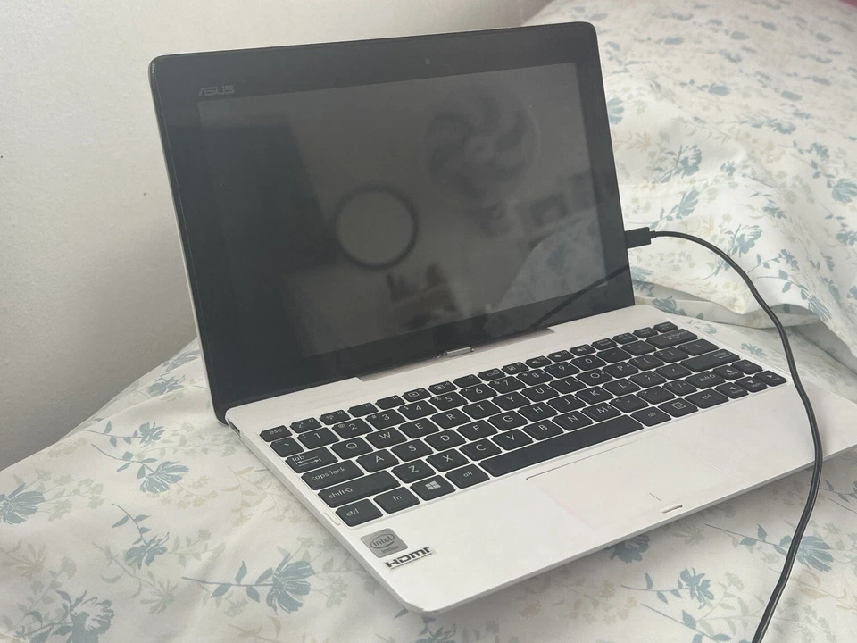 ASUS Transformer Book 32GB, Wi-Fi - Imagem 2 de 4