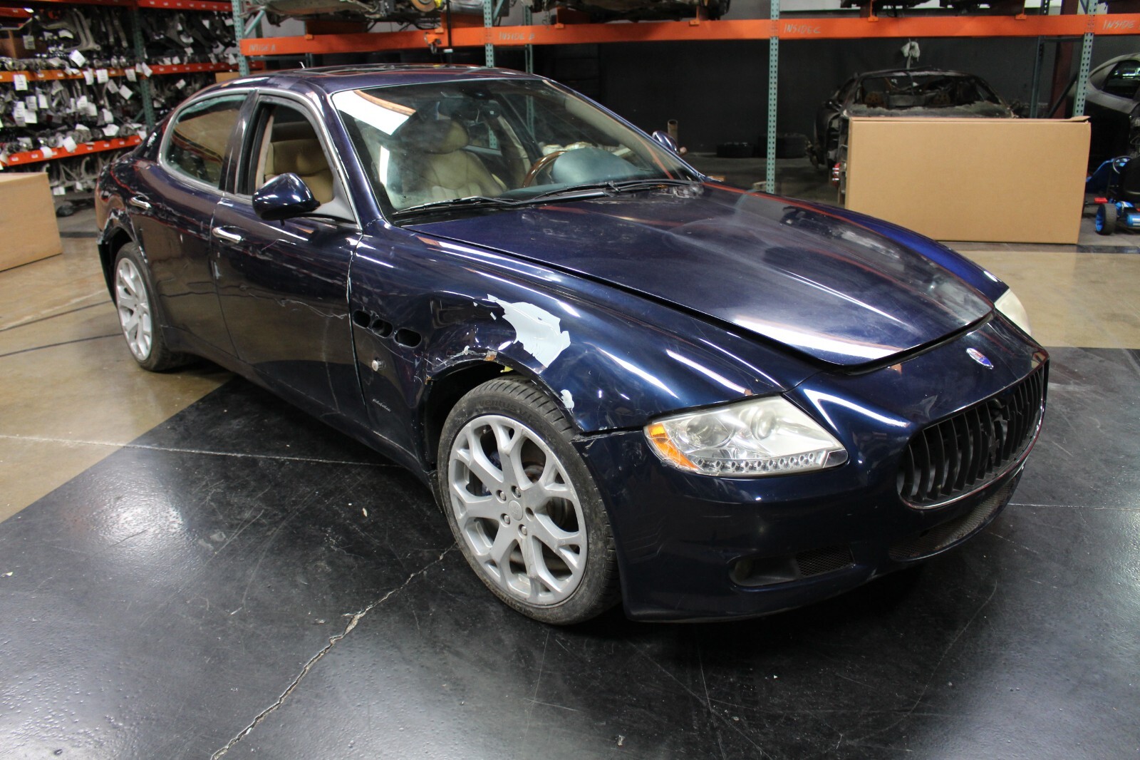 2010 Maserati Quattroporte, RH, Right, Front Spindle Knuckle, Used