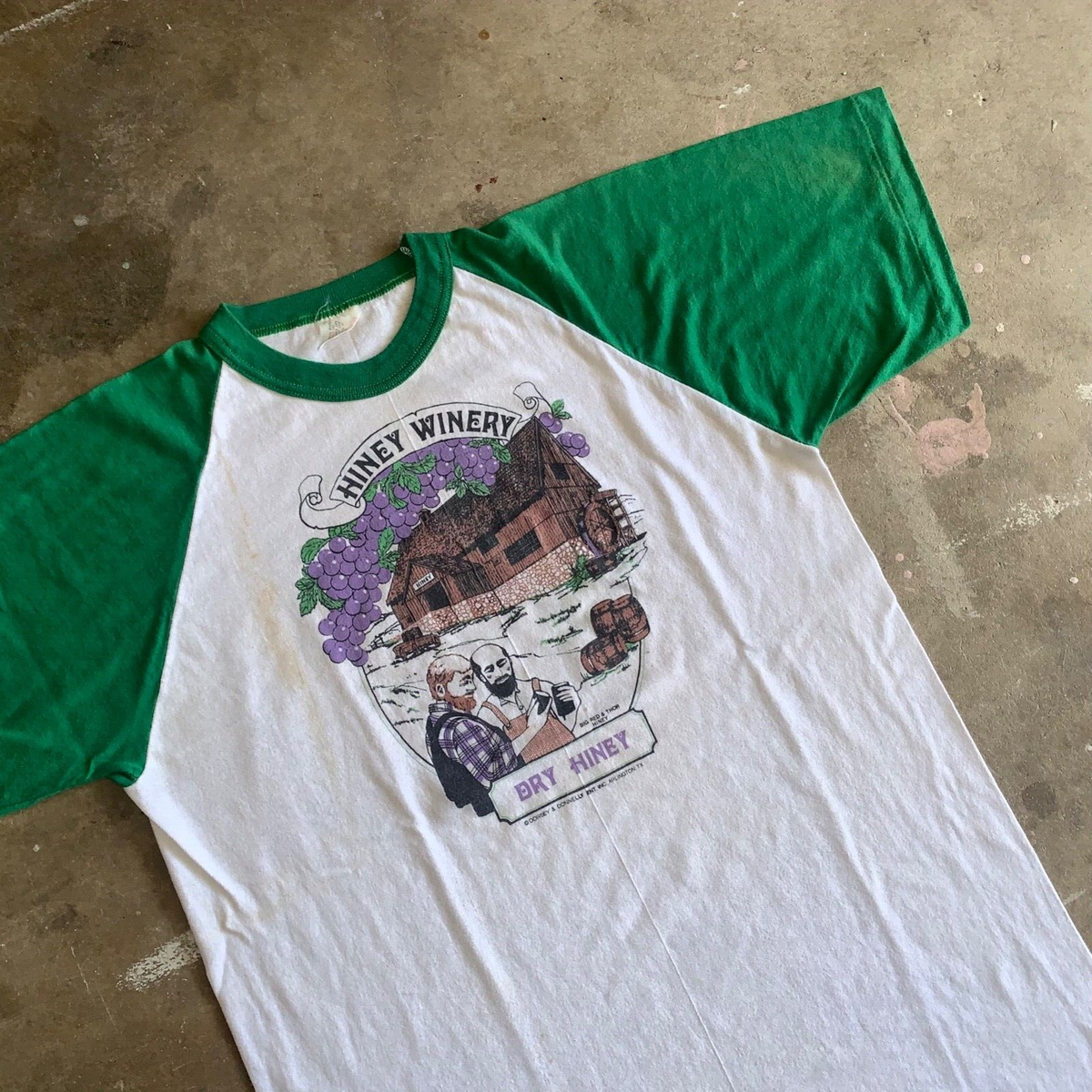 70s - 80s VINTAGE HINEY WINERY WINE NOVELTY T-SHIRT SZ S 790