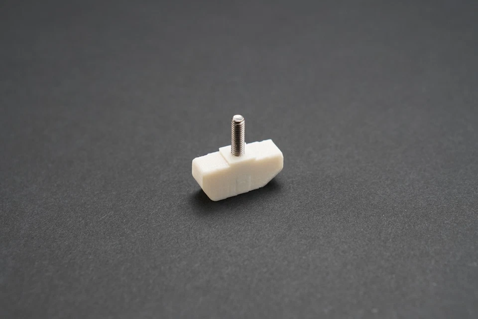 Clip de reparación de molduras de puerta BMW E30 325i 325is 325ix 325ic 325e Foto 2 de 4