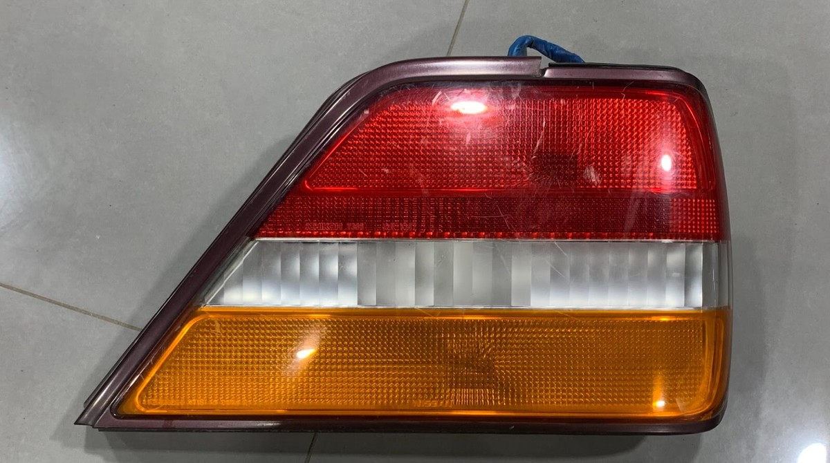 JDM RHD OEM Nissan Y33 Cedric / Gloria Used Right ICHIKOH 7368