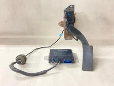 07 Sierra 1500 Classic Electronic Throttle Control Module with Pedal and Harness