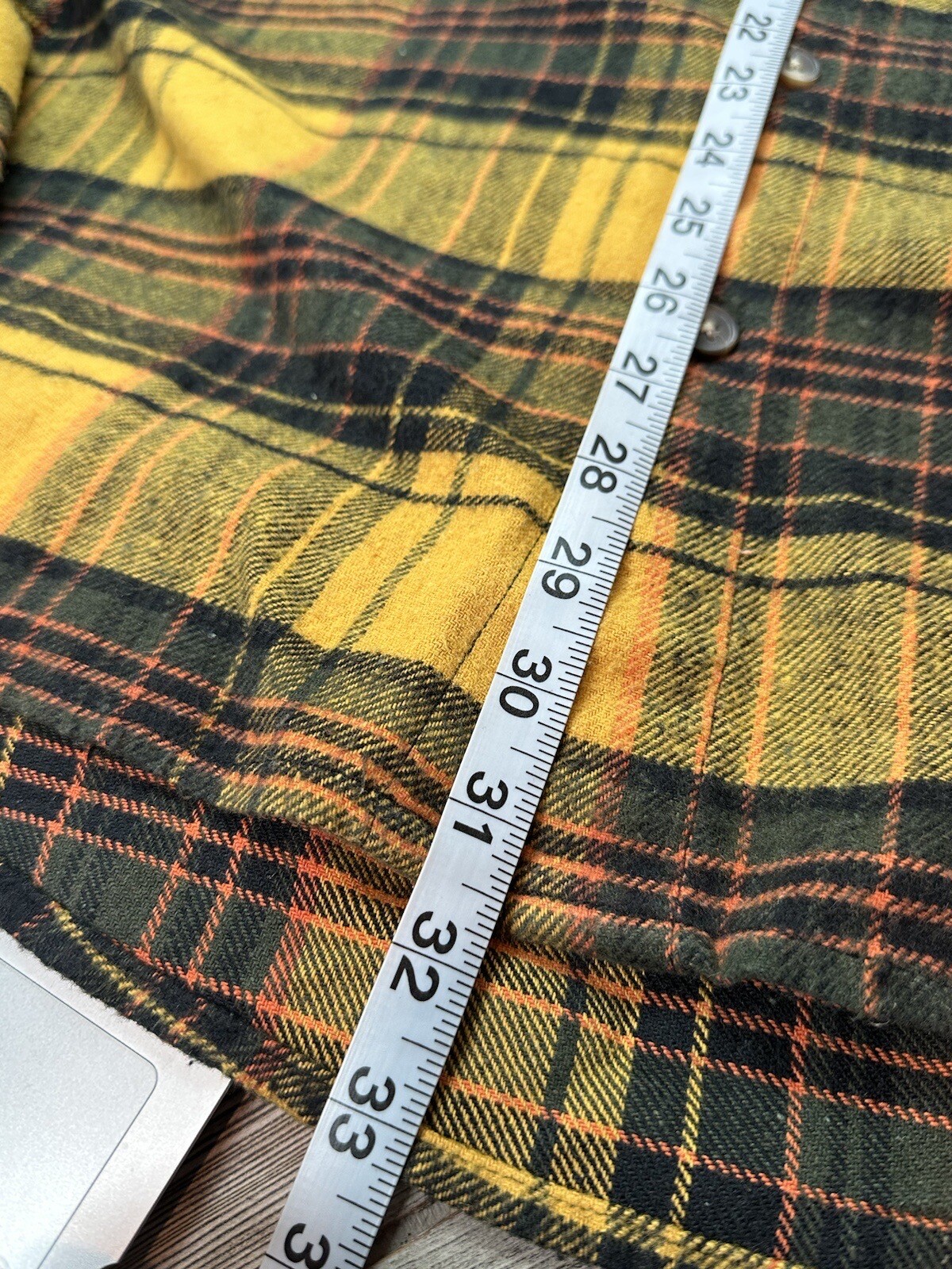 New BDG Jeans Urban Outfitters Yellow Plaid Map Embroidered Heavy Flannel LGE