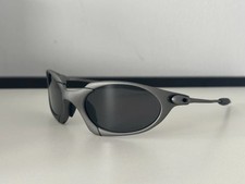 Oakley Romeo Vintage Metal Gray Frame Black Polarized Lens Sunglasses NEW