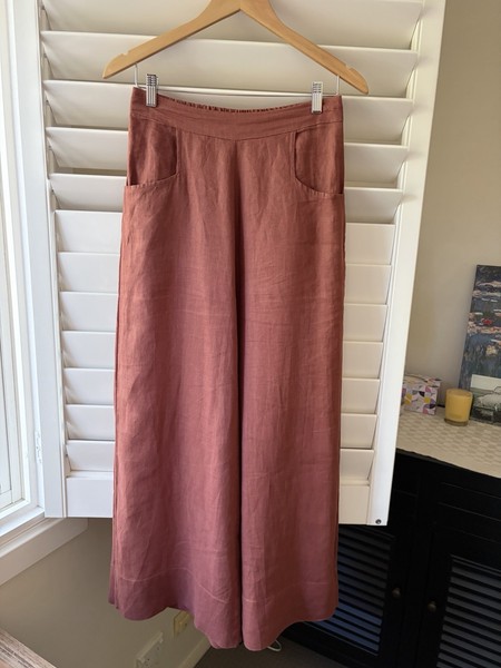 Women’s Linen Wide Leg Pants - High Rise Elastic Waist Pockets - Rust - 28