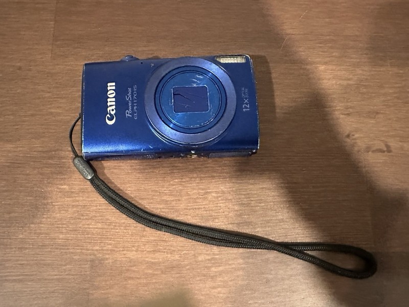 Canon Powershot ELPH 170 IS Blue Digital Camera | 20 MP Damaged Lcd.