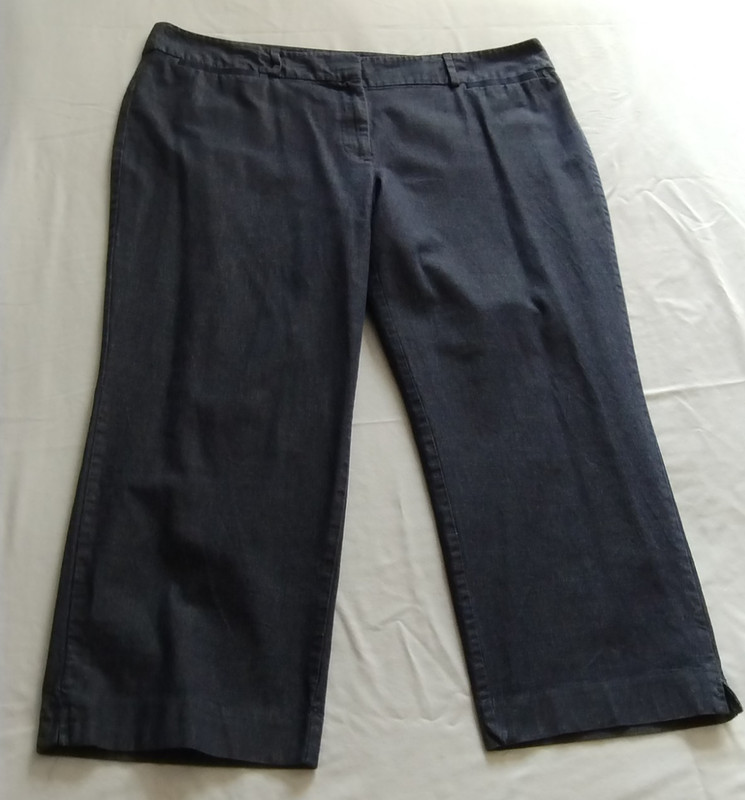 ANN TAYLOR Dark Chambray CROPPED Capri "Jeans" Sz 16 (23.5 Inseam)