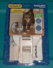 PetSafe EasyLatch Cat Door PPA00-18208