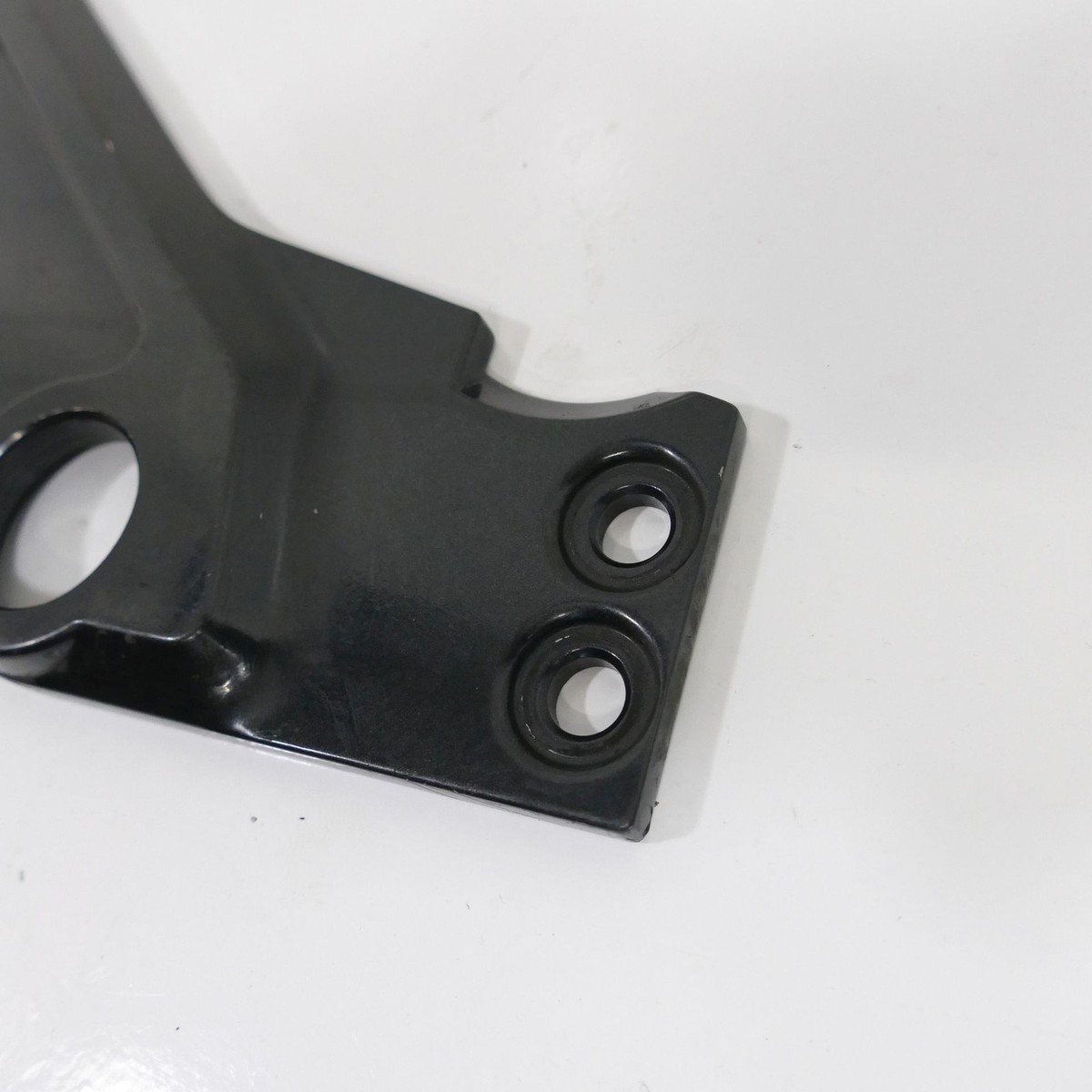 Kawasaki ZR 1100 Zephyr Frame Bracket Left Frame Strut Mount 77131
