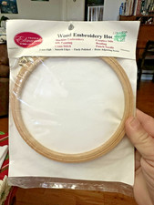 Frank A. Edmunds Wood Wooden Hoop 6" for Cross stitch , needlework , crafts 8mm