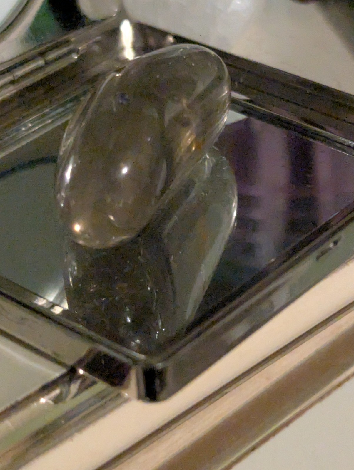 Irregular Ovular Transparent Stone - image 18