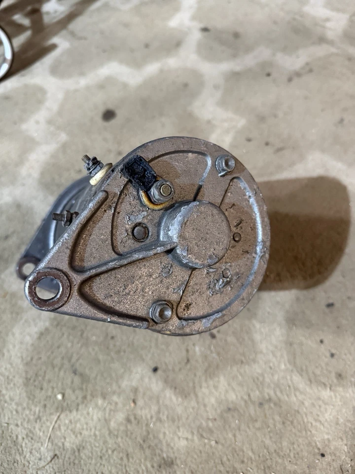 1955 FORD V8 YBlock 239 GENERATOR WITH 6V Not Working - Image 3 of 4