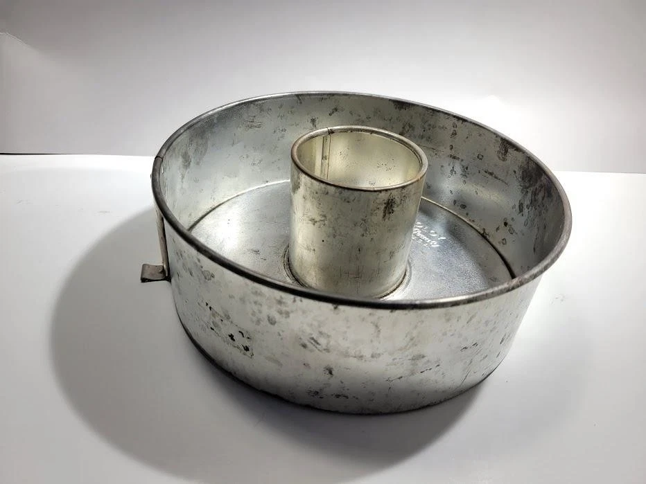 25+ EKCO Cake Pans for sale | Updated Oct 2026