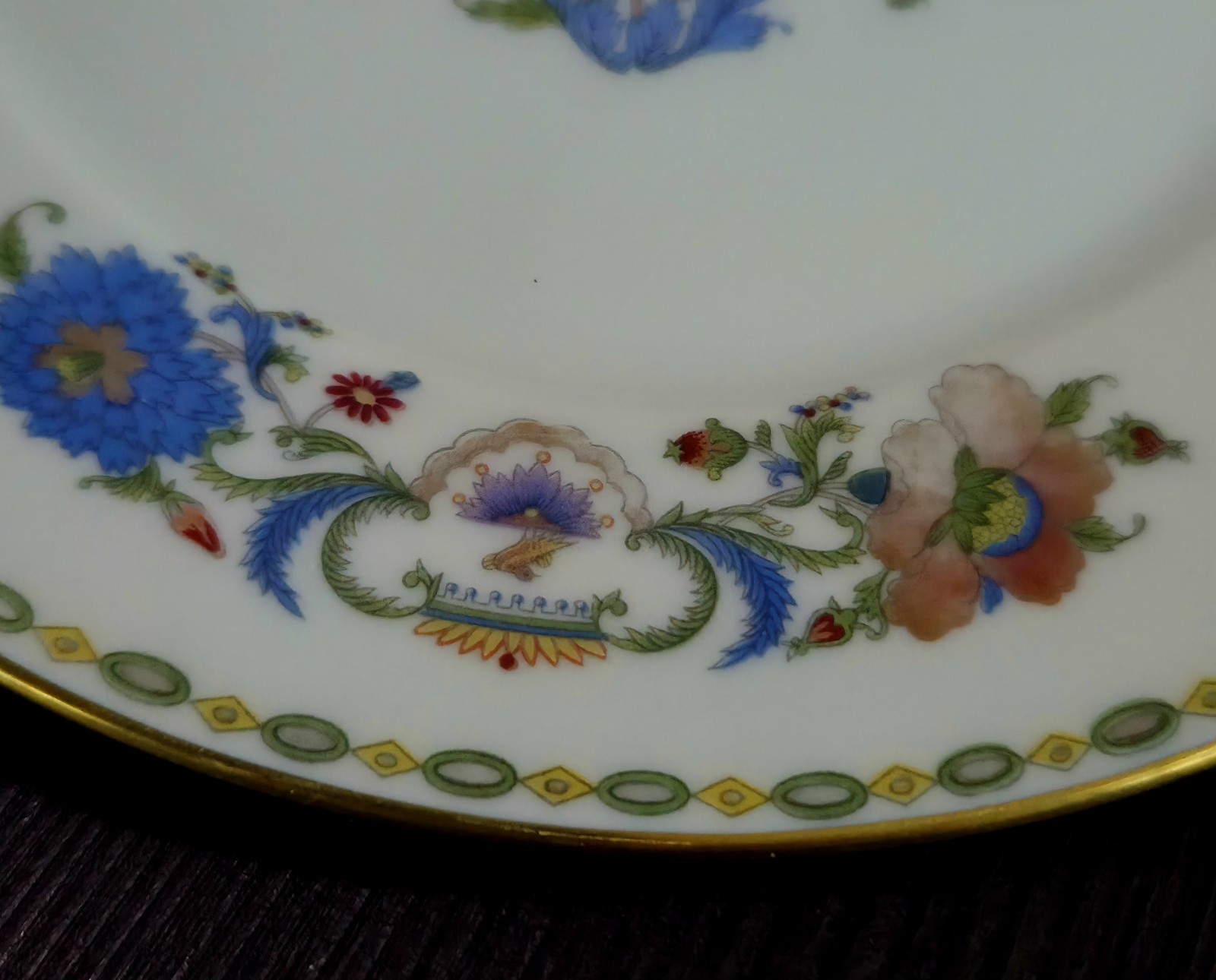  A Raynaud Ceralene Limoges Vieux Chine White  Plate - 7.50" Vintage 