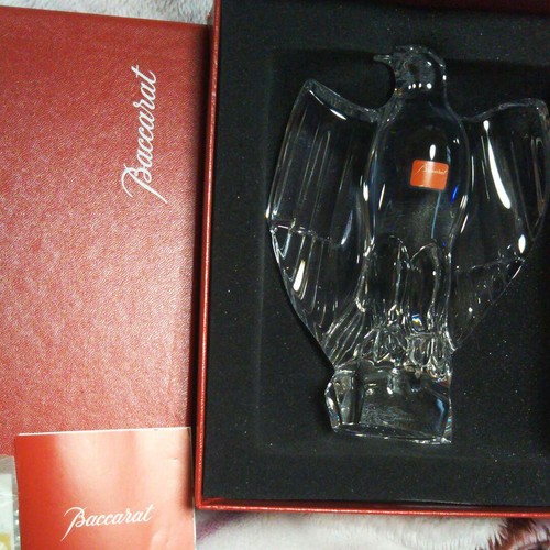 Baccarat Eagle Figurine Clear Glass 17.5cm x 13cm with Box and Protective Sticke - Picture 2 of 7